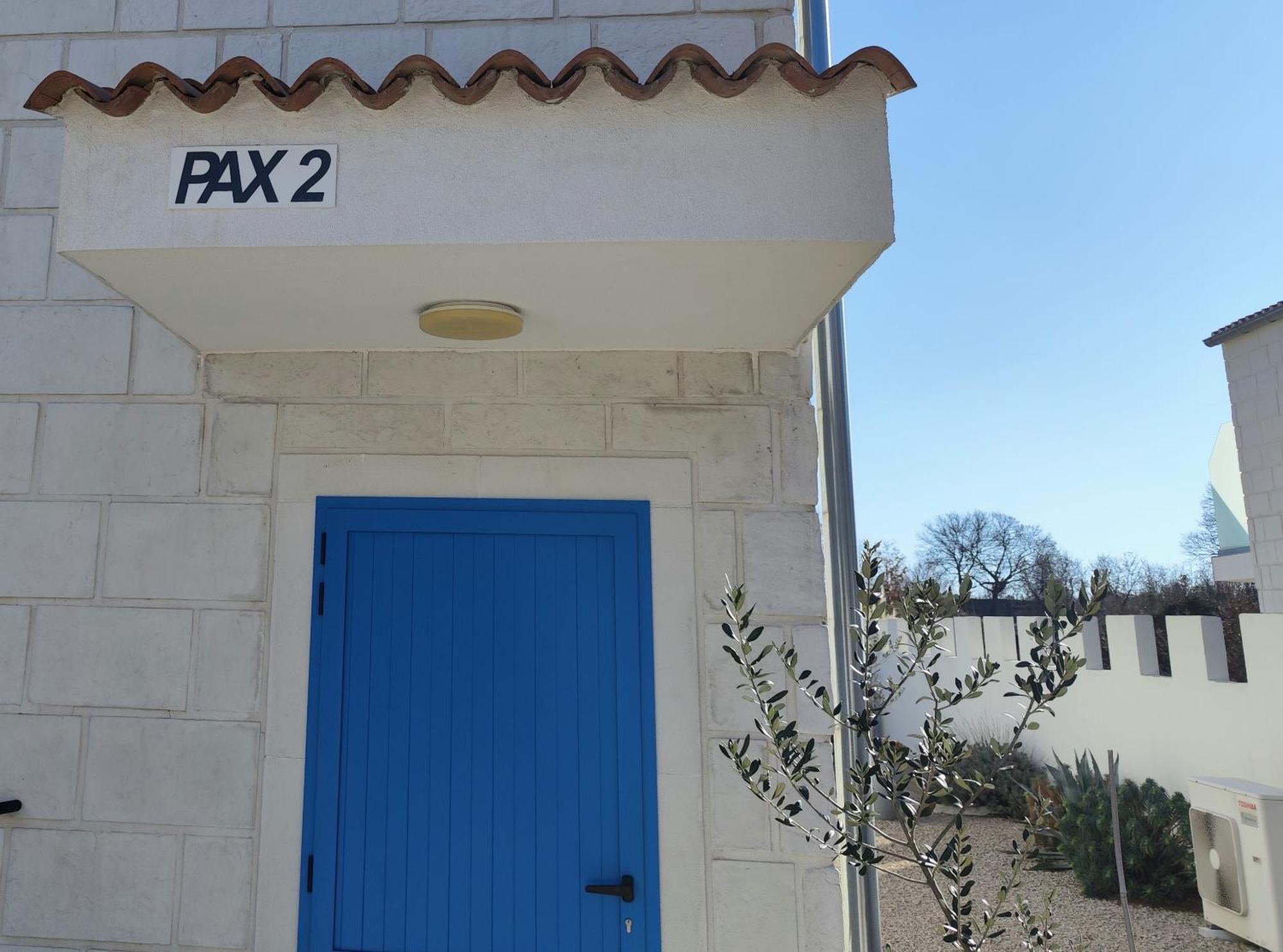 Pax Houses Vrh  Rom bilde